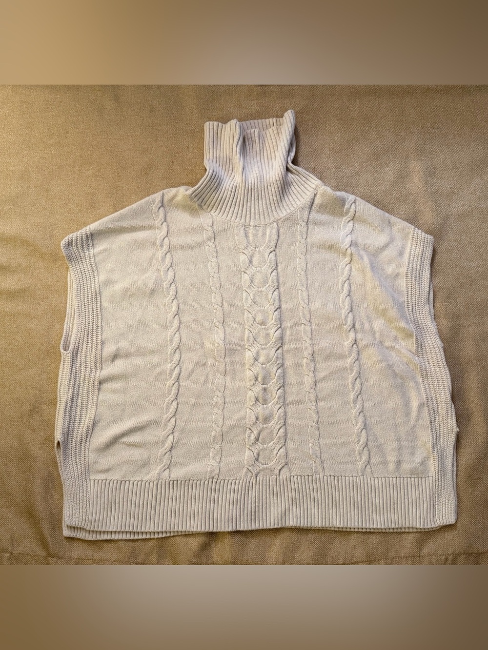 Banana Republic Cream Cable-Knit Turtleneck Poncho Sweater size XL